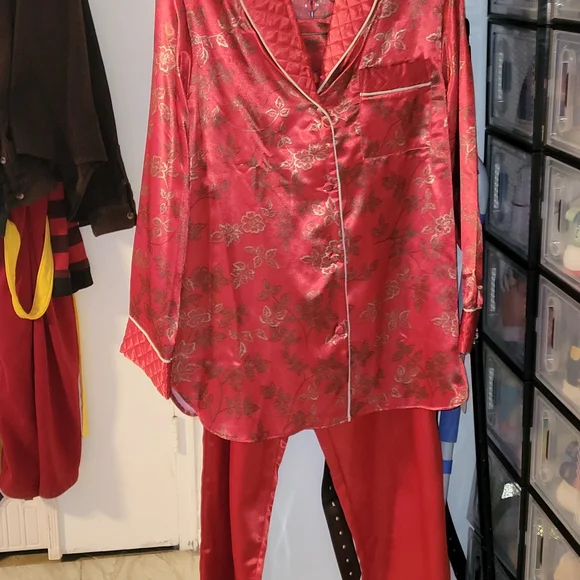 Vintage Deadstock Pajama Set - Picture 2 of 9